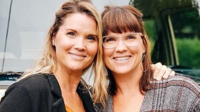HGTV's Lyndsay Lamb And Leslie Davis